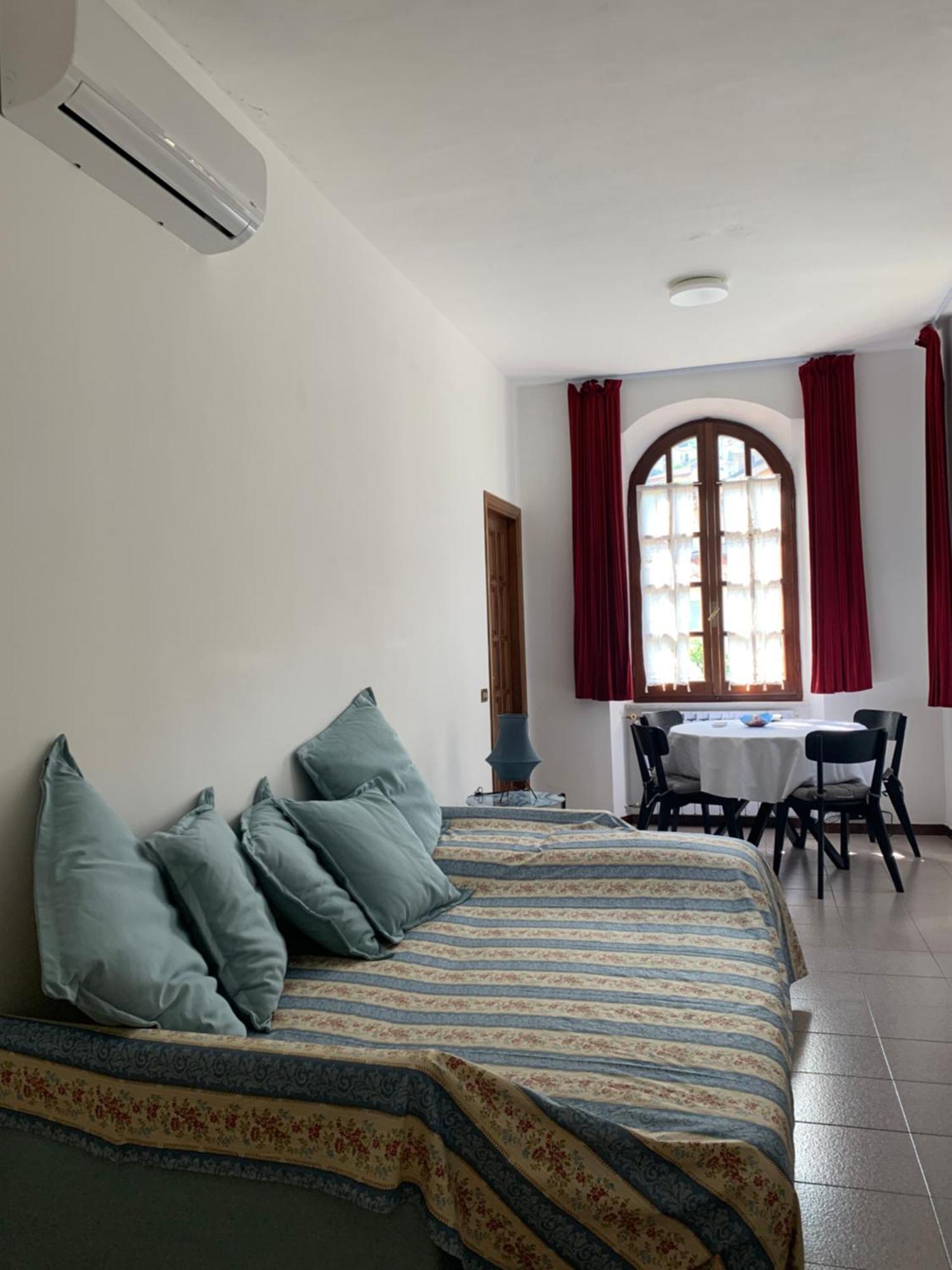 Apartamento A Casa Di Atti Biassa Exterior foto